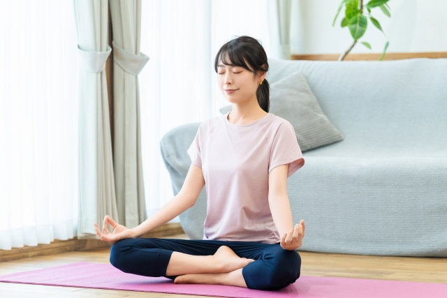 チャオ上尾の自律神経を整える呼吸法掲示物。姿勢を整え3秒吸って6秒吐く腹式呼吸の手順